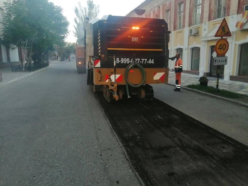На одной из оживленных улиц Астрахани стартовал ремонт astrgorod.ru