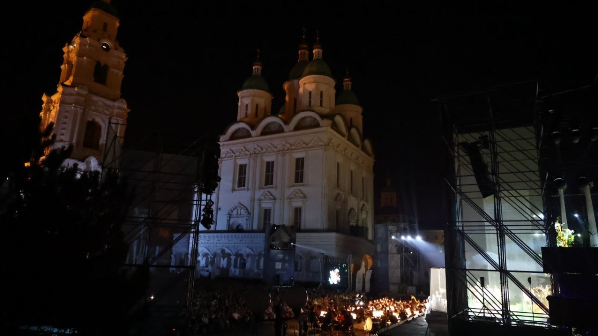 В Астраханском кремле состоялась премьера оперы «Русалка» astrobl