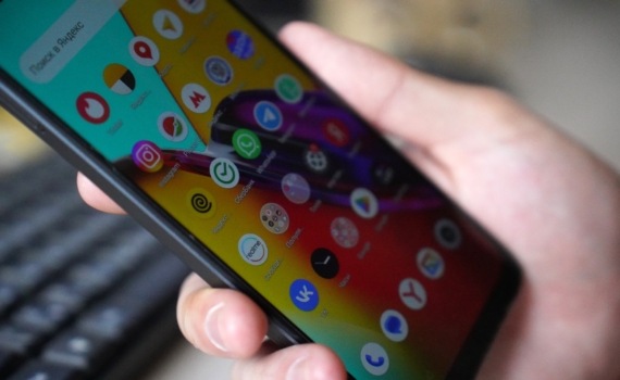 Из-за бульканья в звонках россияне массово перешли с Watsapp на Max