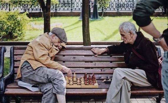 Страховые, социальные, военные: когда и на сколько вырастут пенсии в 2027 году Страховые, социальные, военные: когда и на сколько вырастут пенсии в 2027 году